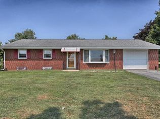 454 Long Ln, Lancaster, PA 17603