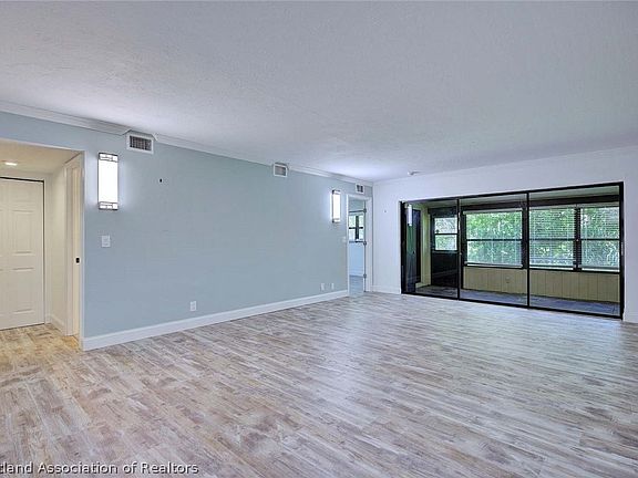 5th image of 4410 Lafayette Ave