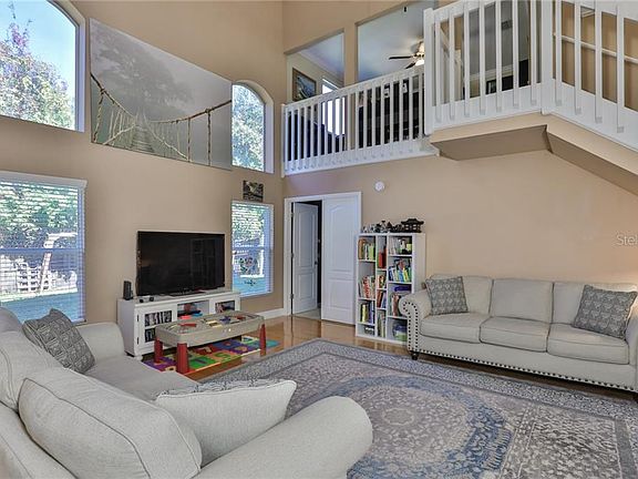 4th image of 3808 Bellewater Blvd