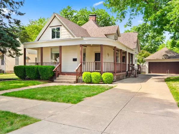 1309 Market St, Pekin, IL 61554