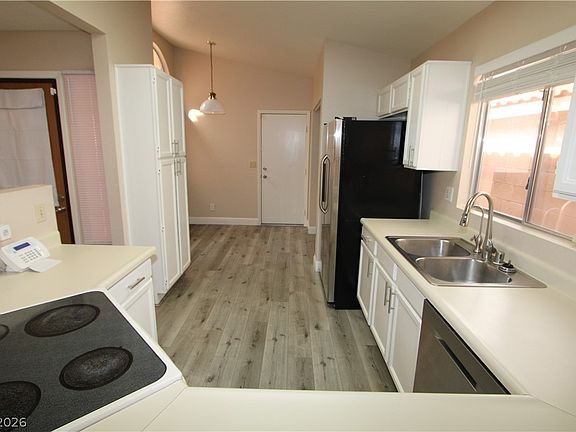 5th image of 2807 Secret Canyon Rd