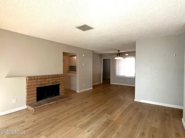 2124 Roundhouse Rd, Sparks, NV 89431