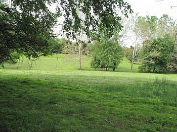 4th image of 13801 Deakins Ln