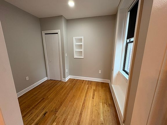 4th image of 87 Columbia St #2F