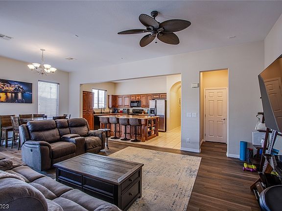 4th image of 1024 Via Canale Dr