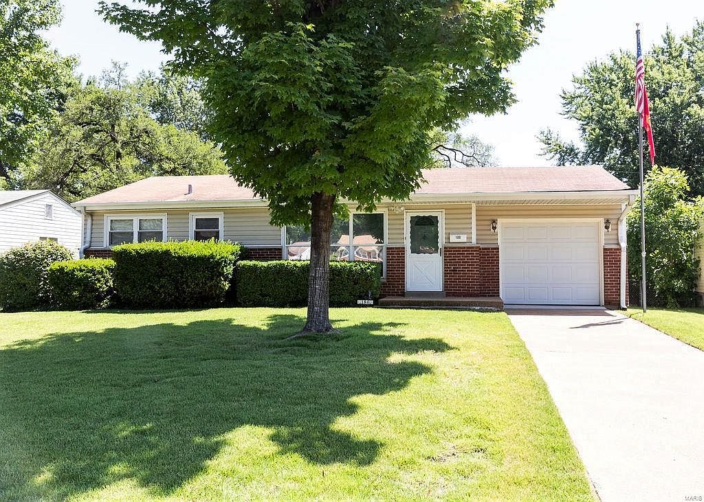 180 Lynn Meadows Ln, Florissant, MO 63033 Zillow