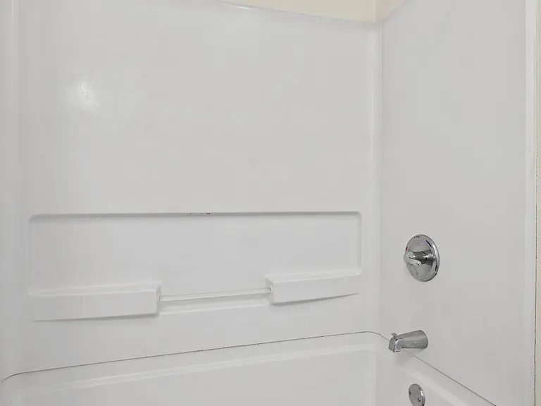 1643 Fitzwater St #A — Photo 12