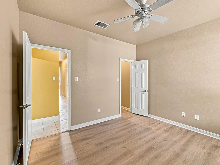 2909 Arbor Ct — Photo 31