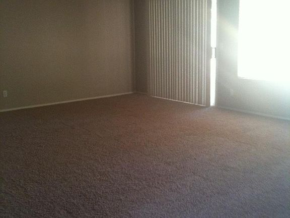 4th image of 4144 E Juanita Ave