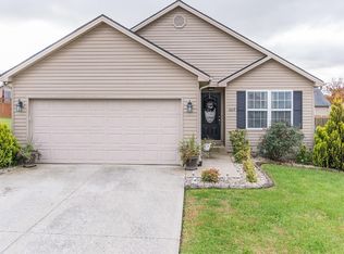 609 Walnut Creek Dr, Berea, KY 40403