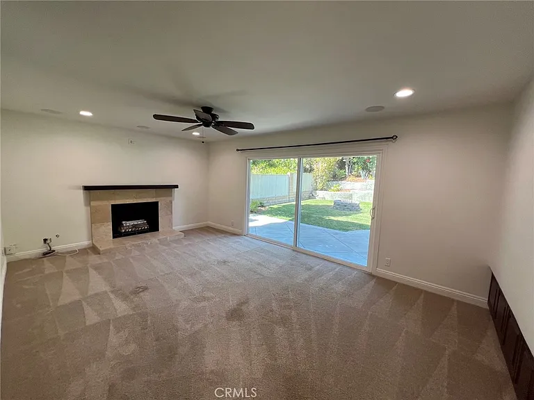 25281 Parthenon Ave — Photo 10