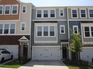 1252 Commack Dr, Durham, NC 27703