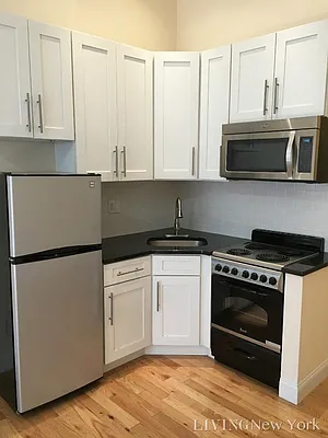 Rented by Living New York | media 12