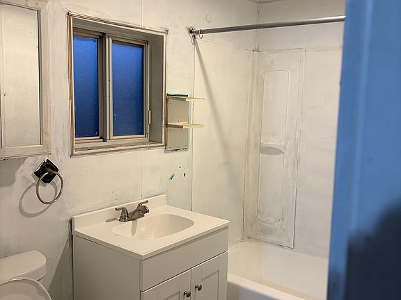2nd image of 116 Woodland Ave #2