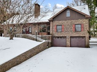 161 Chalburn Rd, Vestal, NY 13850