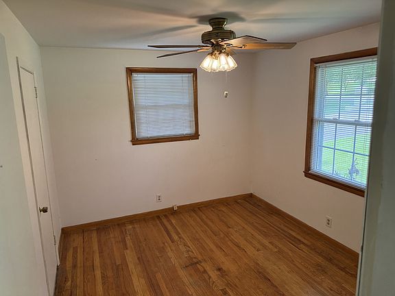 3rd image of 5020 Kincannon Dr