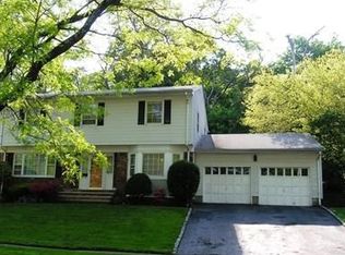 41 Fairview Pl, Montclair, NJ 07043