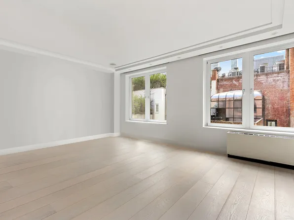 8 East 68th Street image 8 of 11