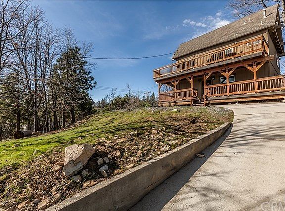 3rd image of 27923 Saint Bernard Ln