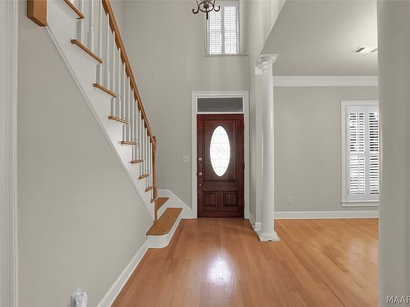 3rd image of 3600 Vaughn Rd