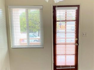 917 W 19th St APT C, Costa Mesa, CA 92627