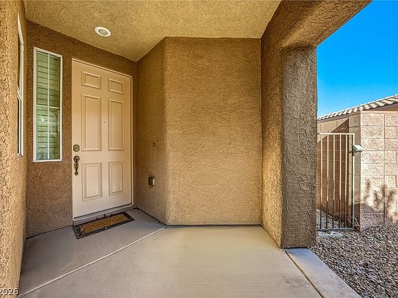 4th image of 4911 Novelli Pl