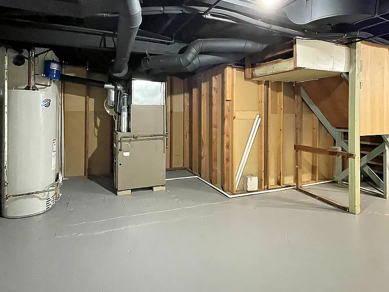 7318 Rosewood St — Photo 34