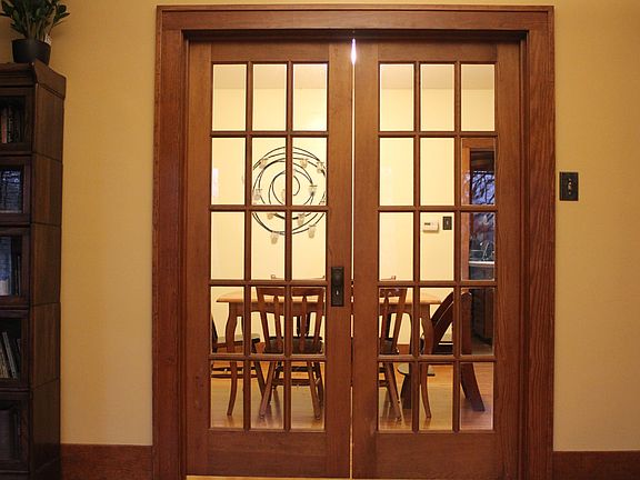 5th image of 635 Memorial Dr