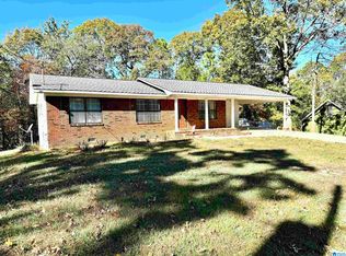 740 Center Point Rd, Sylacauga, AL 35151