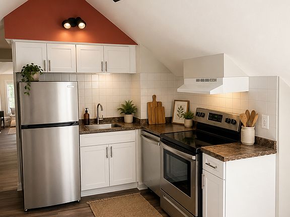 2nd image of 3-37 Jaques St #3