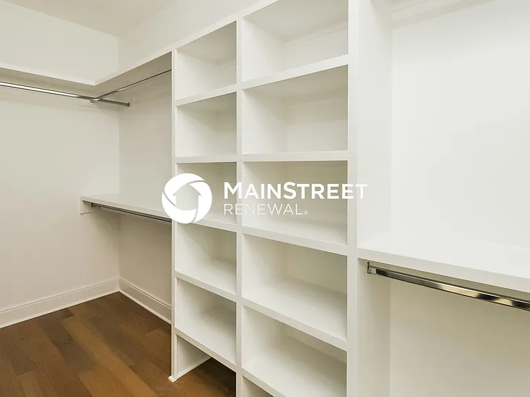 Walk In Closet