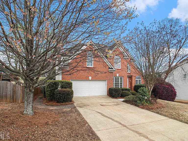 592 Kenion Forest Way — Photo 3
