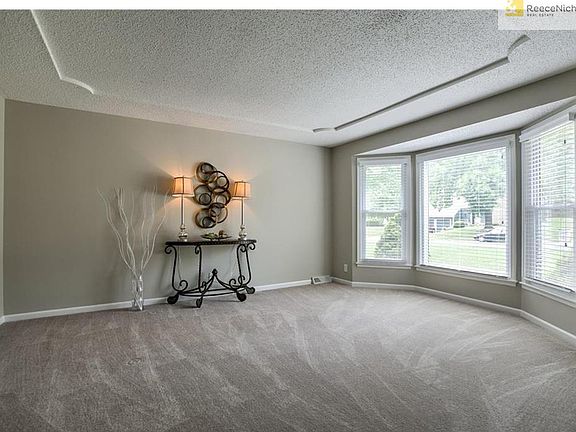 Spacious Dining Room!