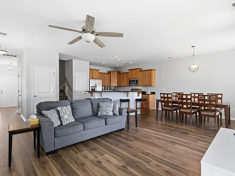 4536 Livorn Loop — Photo 3