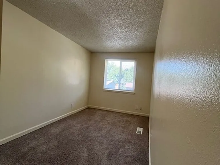 The Loft Apartments — Photo 75