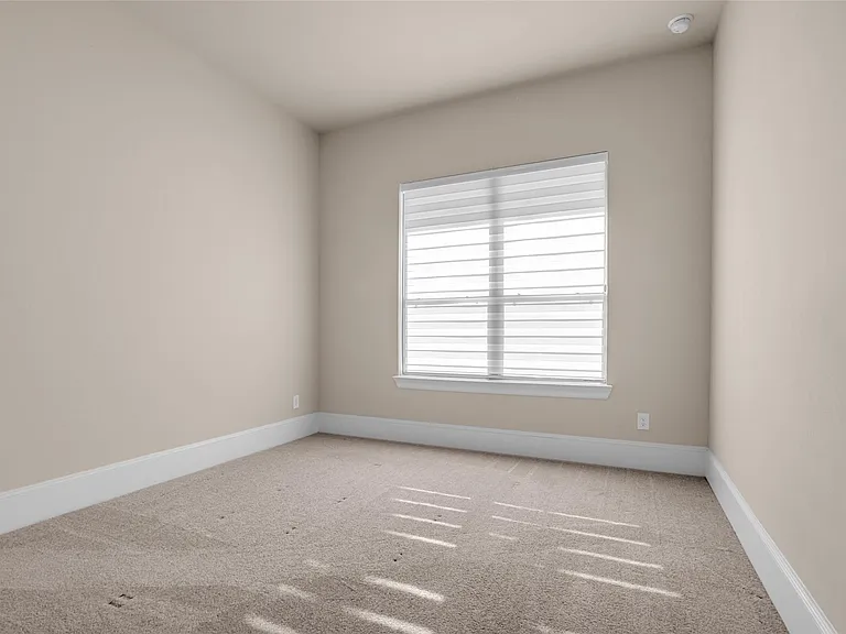 2718 Newbury Island Ln — Photo 16