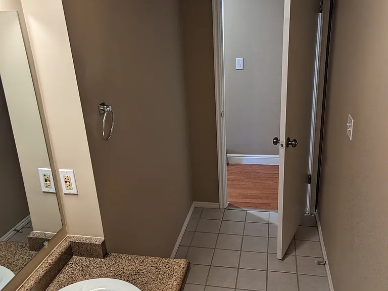 5471 S Ridgecrest Dr — Photo 10