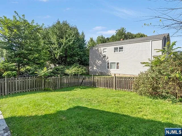 304 Midland Ave #1 — Photo 6
