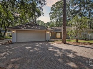 6 Little Ln, Savannah, GA 31411