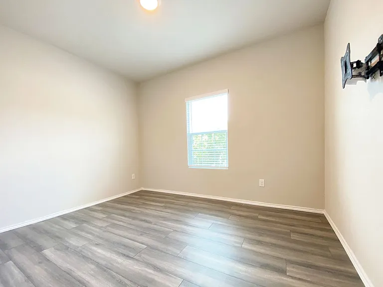 15016 Upland Willow Rd — Photo 23
