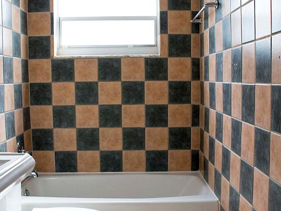 4th image of 1777 Michigan Ave APT 108