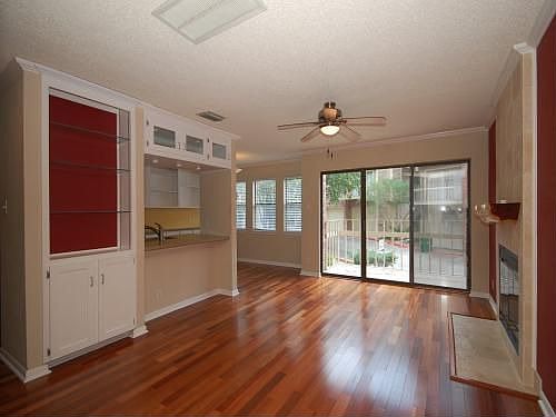 3rd image of 3845 Fm 2222 APT 38