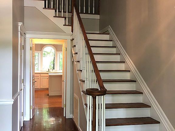 Foyer/Entry.  Fresh Paint
