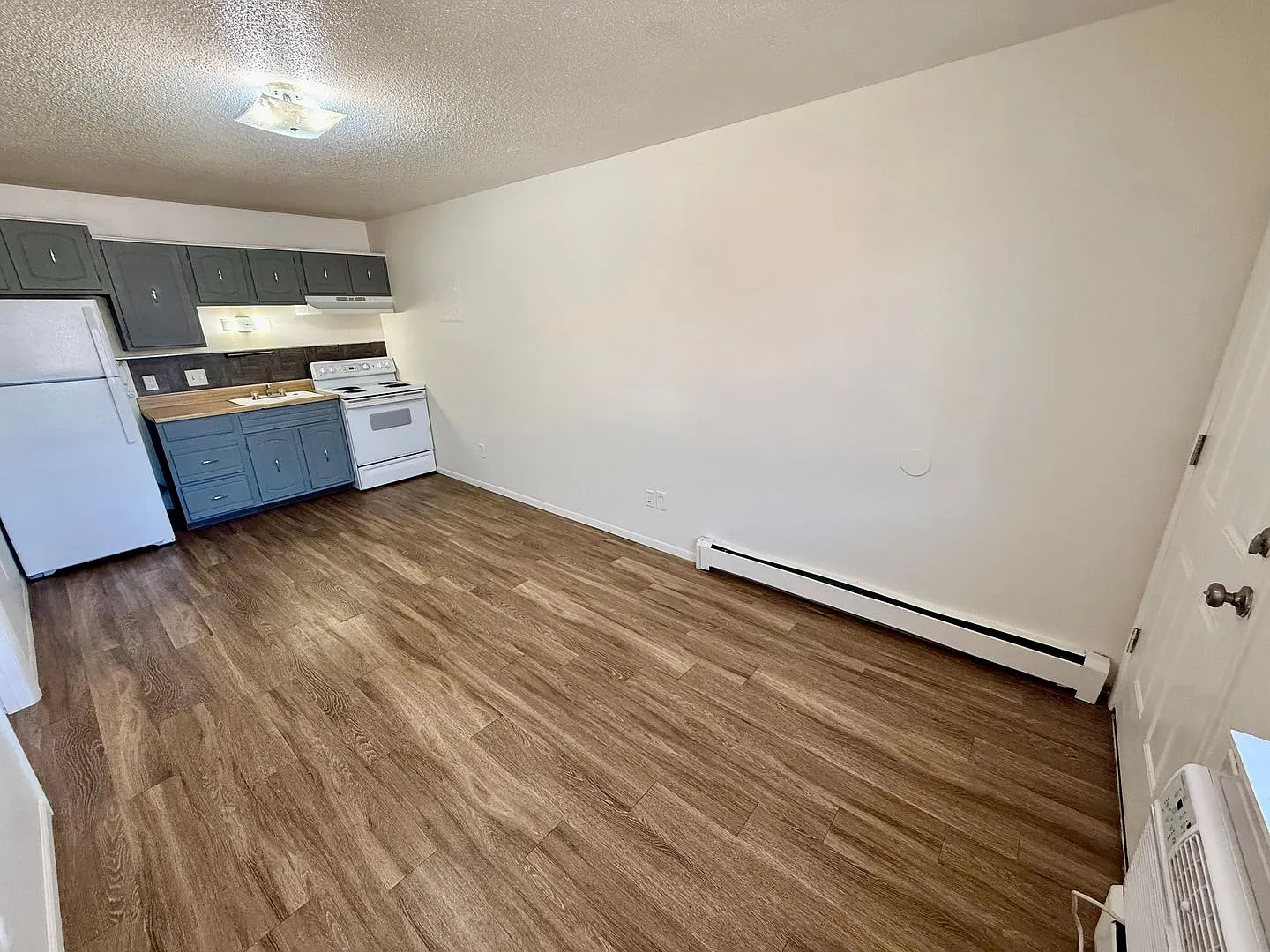2905 Glendale Drive — Photo 3