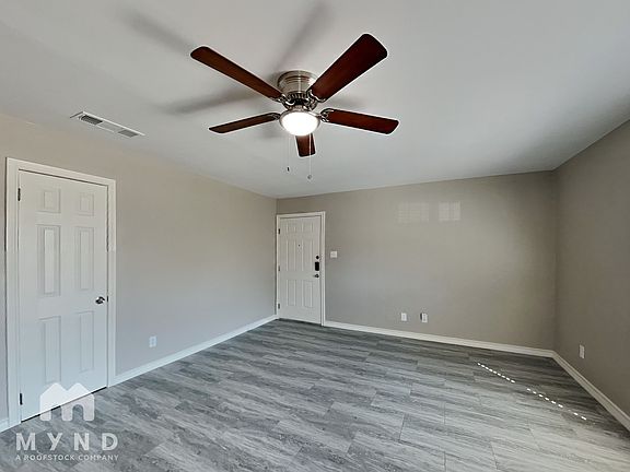 3rd image of 1507 S Cardinal Dr Unit A