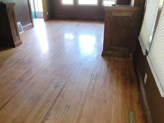 5th image of 3401 Newton Ave N
