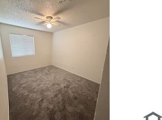 2719 E Hammond Ave APT 201, Fresno, CA 93703