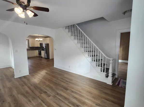 2027 Lucas St, Muscatine, IA 52761