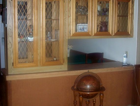 Between Kitchen and FR