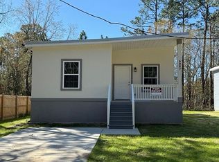 6087 E Adams St, Bay Saint Louis, MS 39520